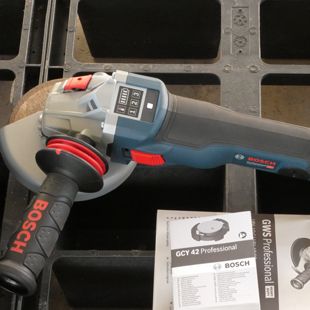 Winkelschleifer mieten - Bosch GWS 18V-10SC Winkelschleifer mieten - Bosch GWS 18V-10SC